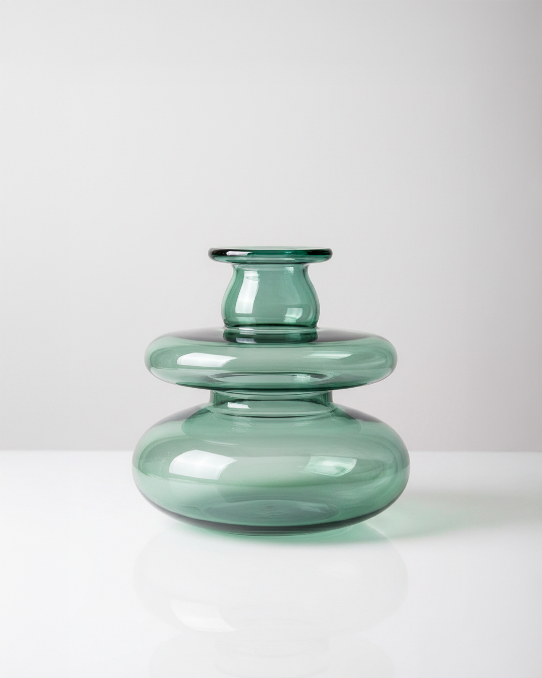 Mugen Loft Vase in teal handblown glass
