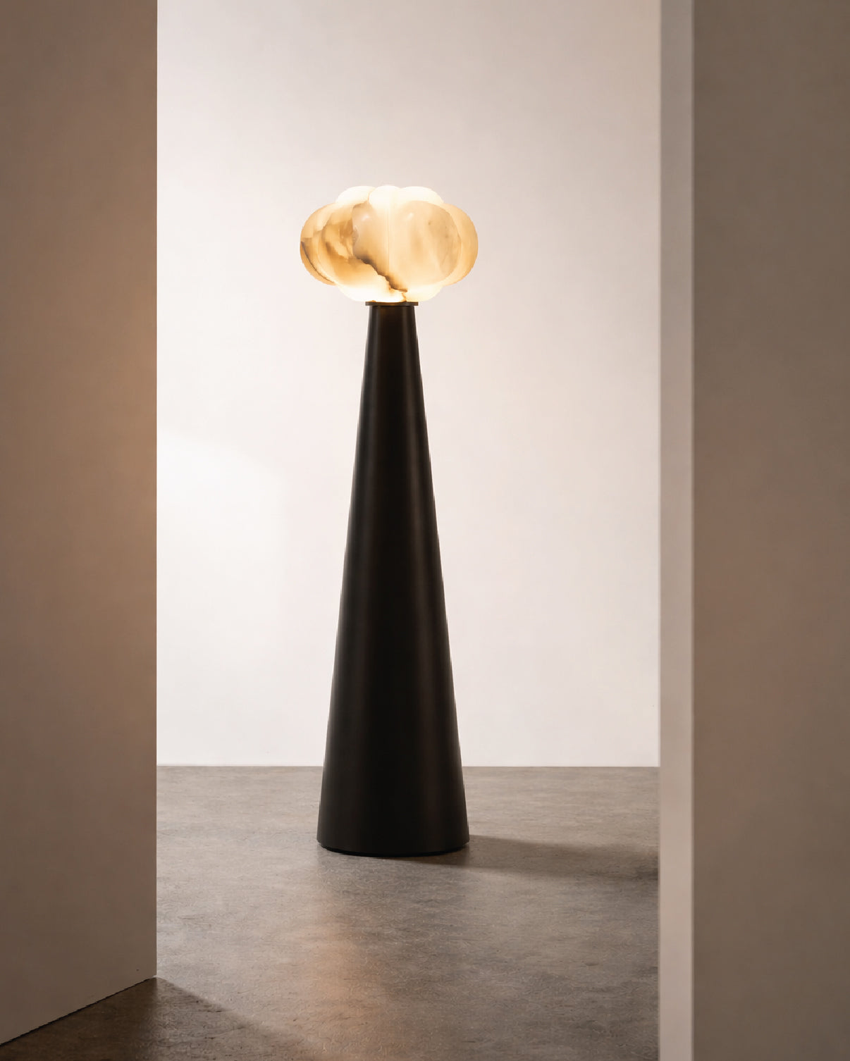 Lucen Floor Lamp Mugen