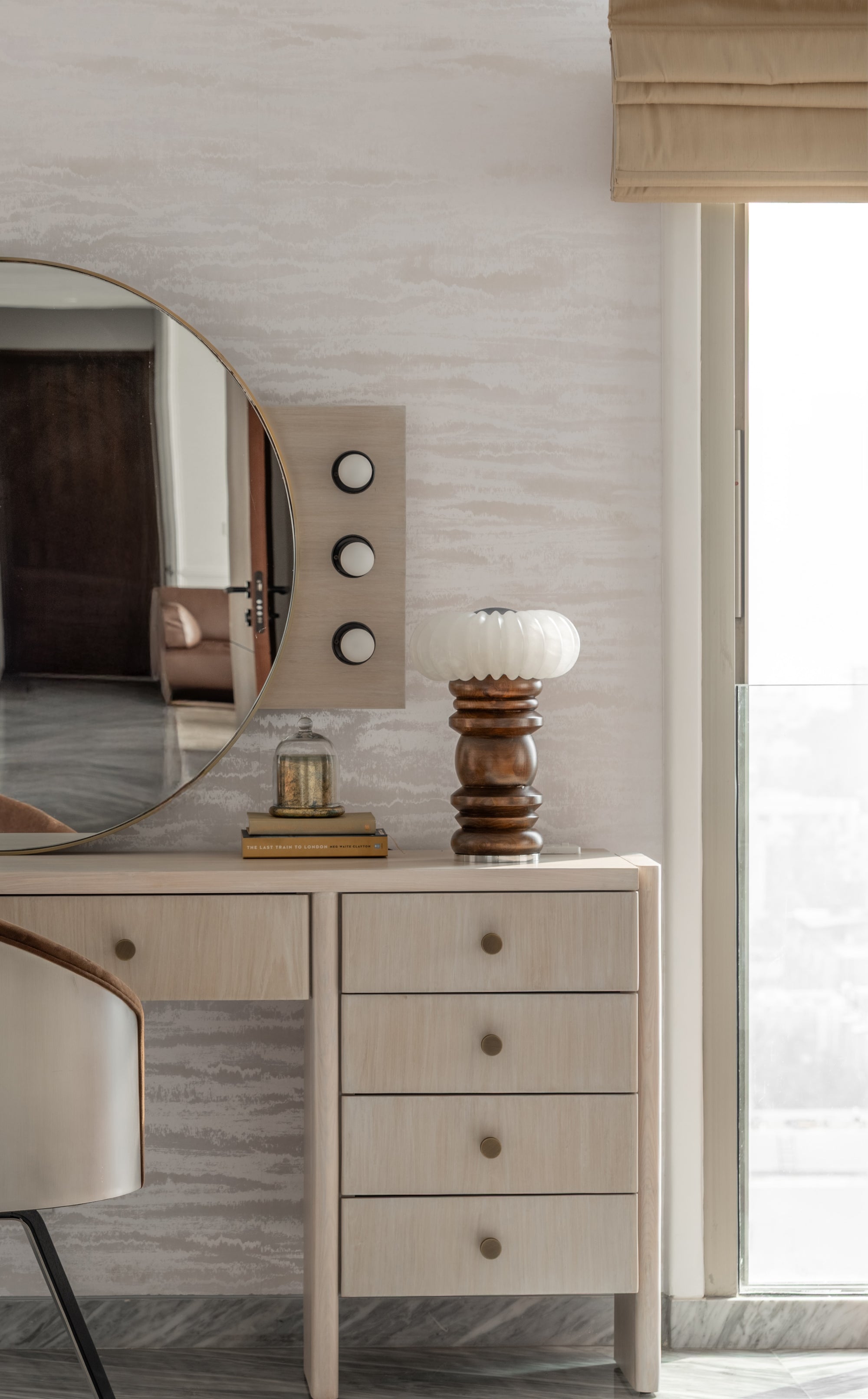 Mugen Shai table lamp styled in a contemporary interior setting