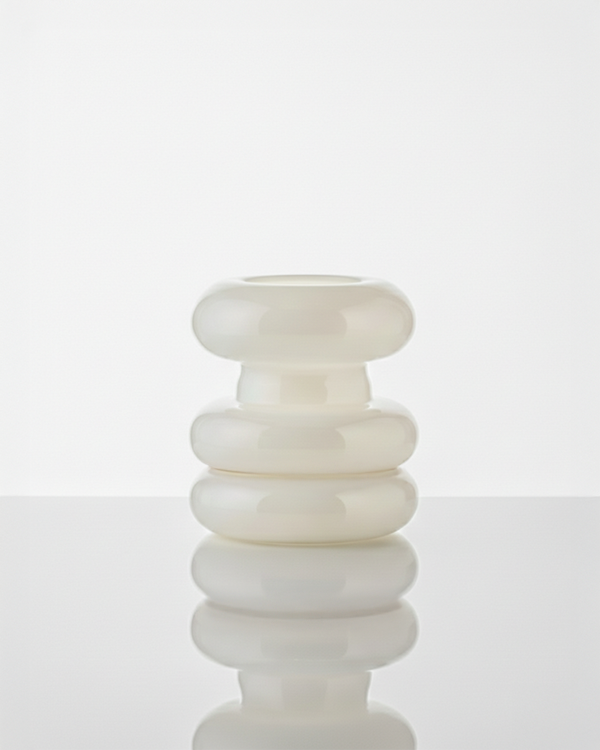 Mugen Shella Vase in opal handblown glass